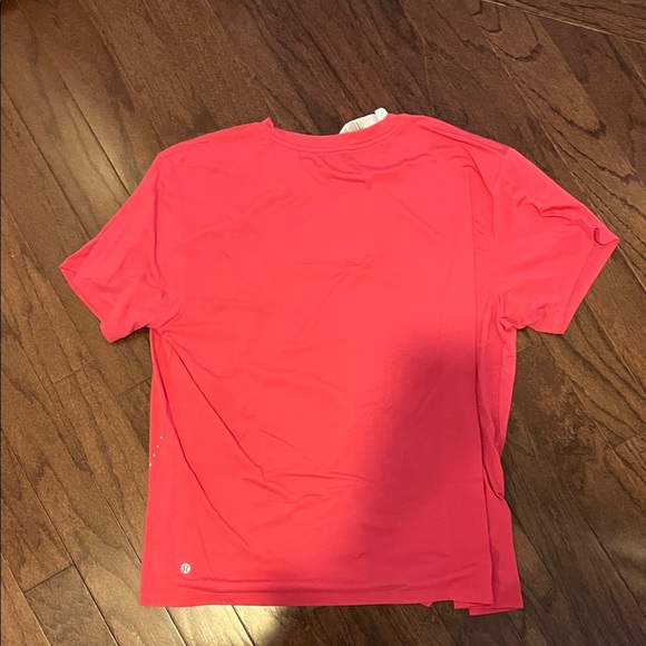 Lululemon Athletica Vibrant Pink Short Sleeve Tee - Picture 4 of 5